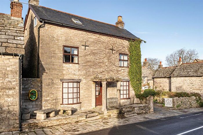 4 Bedroom Detached House For Sale In High Street, Langton Matravers, Swanage, BH19