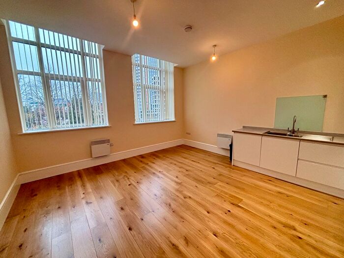 2 Bedroom Flat For Sale In The Dock Office, Salford Quays, Manchester, M50