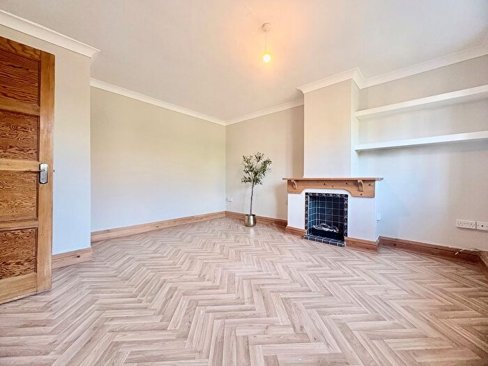 3 Bedroom Property To Rent In Queens Road, Ware, SG12