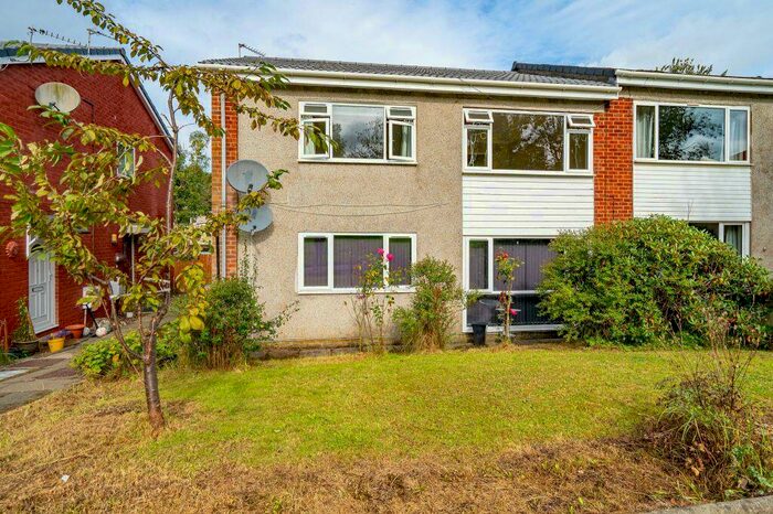 2 Bedroom Flat For Sale In Cockburn Crescent, Balerno, EH14