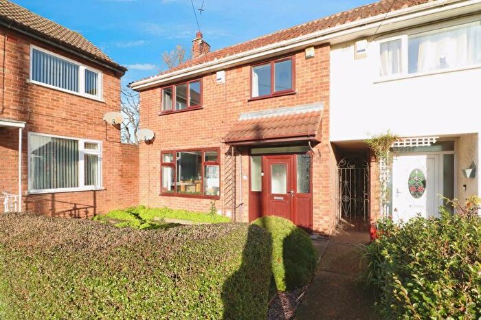 3 Bedroom Terraced House For Sale In Manor Way, Anlaby, HU10