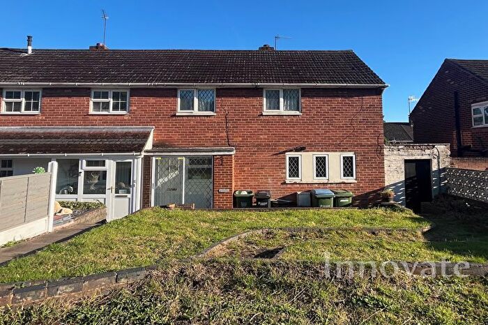 3 Bedroom Semi-Detached House To Rent In Counterfield Drive, Rowley Regis, B65