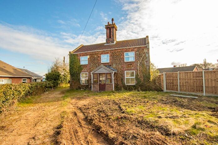 3 Bedroom Detached House For Sale In Lamsey Lane, Heacham, King's Lynn, Norfolk, PE31