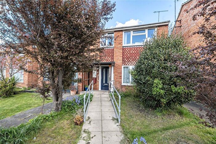 3 Bedroom Semi Detached House For Sale In Claygate, Esher, KT10