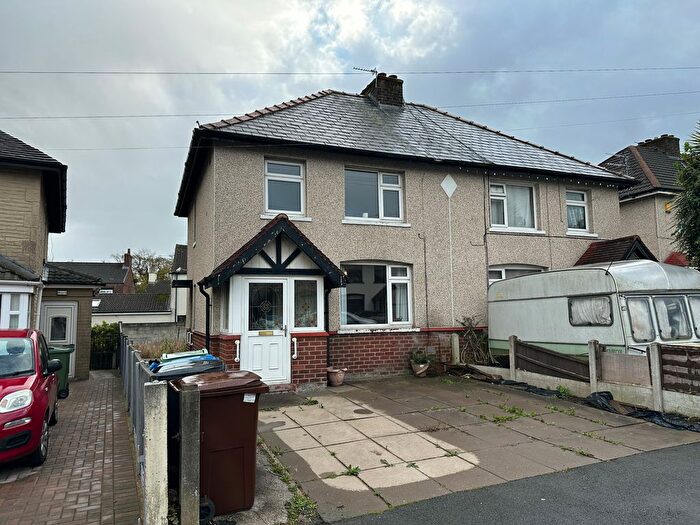 3 Bedroom Semi Detached House For Sale In Dean Road, Warrington, WA3