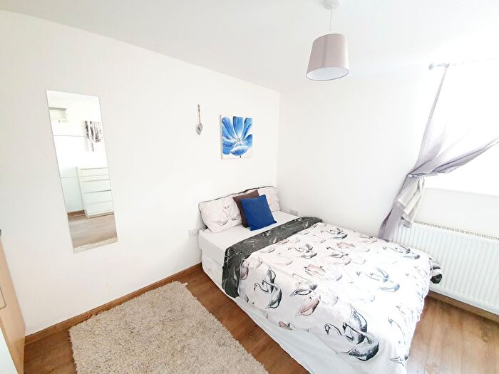 Studio To Rent In Station Street, Bloxwich, WS3