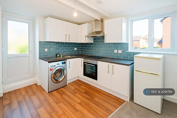 Studio To Rent In Castle Street, Reading, RG1