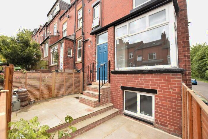 2 Bedroom Terraced House To Rent In Pasture Parade, Chapel Allerton, Leeds, LS7