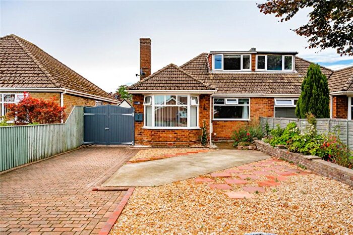 3 Bedroom Bungalow For Sale In Bradley Road, Barnoldby-le-Beck, Grimsby, Lincolnshire, DN37