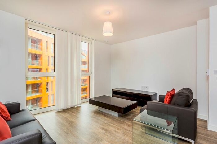 1 Bedroom Flat To Rent In Apartment, Tiggap House, Cable Walk, SE10