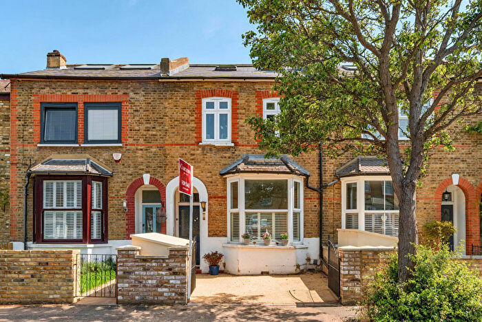 4 Bedroom Terraced House For Sale In Gibbon Road, Kingston Upon Thames, KT2