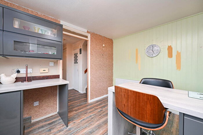 3 Bedroom Terraced House For Sale In Dubbieside, Methil, Leven, KY8