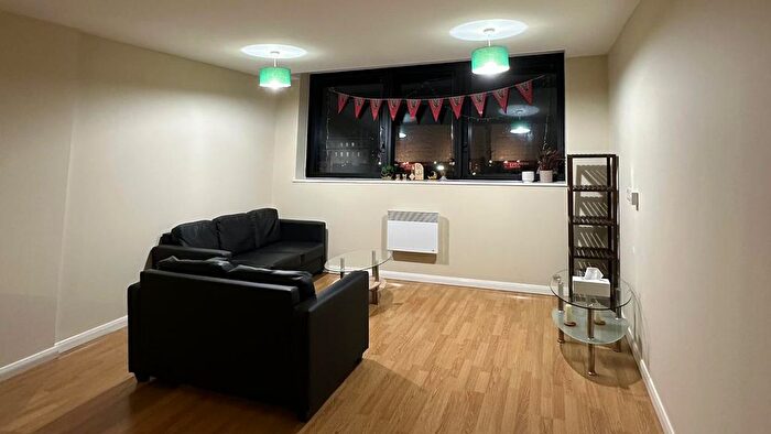 2 Bedroom Flat To Rent In Mann Island, Liverpool, L3