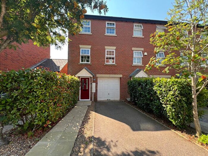 3 Bedroom End Of Terrace House For Sale In Proclamation Avenue, Rothwell, Kettering, NN14