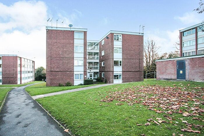 2 Bedroom Flat To Rent In Abbey Court, Coventry, CV3