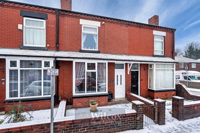 3 Bedroom Terraced House For Sale In Tonge Moor Road, Bolton, BL2