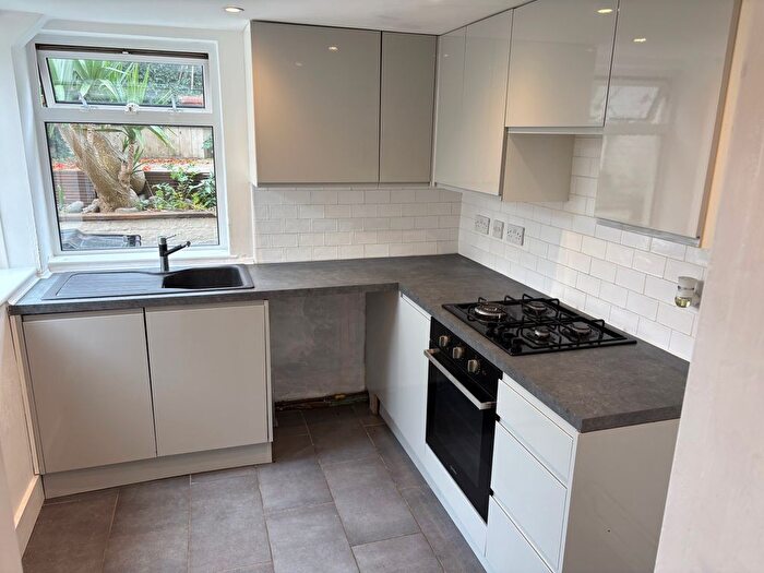 2 Bedroom Terraced House To Rent In De Montfort Road, Lewes, BN7