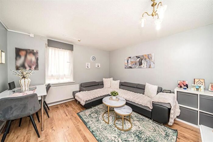 1 Bedroom Flat For Sale In Azof Street, Greenwich, SE10