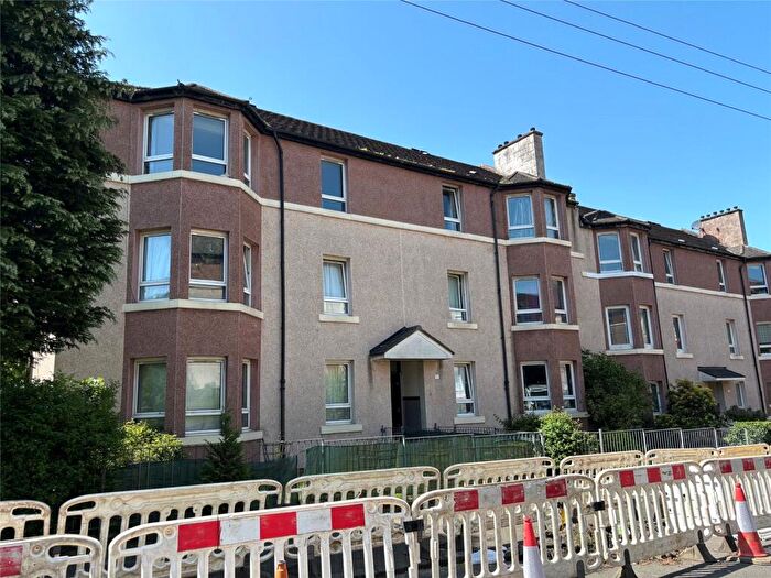 2 Bedroom Flat For Sale In Larchfield Avenue, Scotstoun, Glasgow, G14