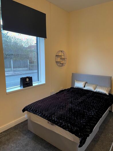 Studio To Rent In Chapel Street, Halton, LS15