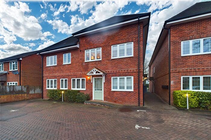 1 Bedroom Apartment For Sale In Reading Road, Winnersh, Wokingham, Berkshire, RG41