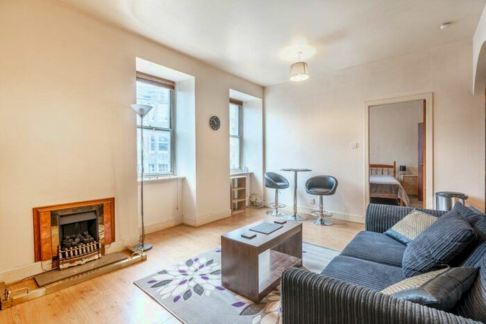 1 Bedroom Flat To Rent In L &# East Fountainbridge, Edinburgh, EH3