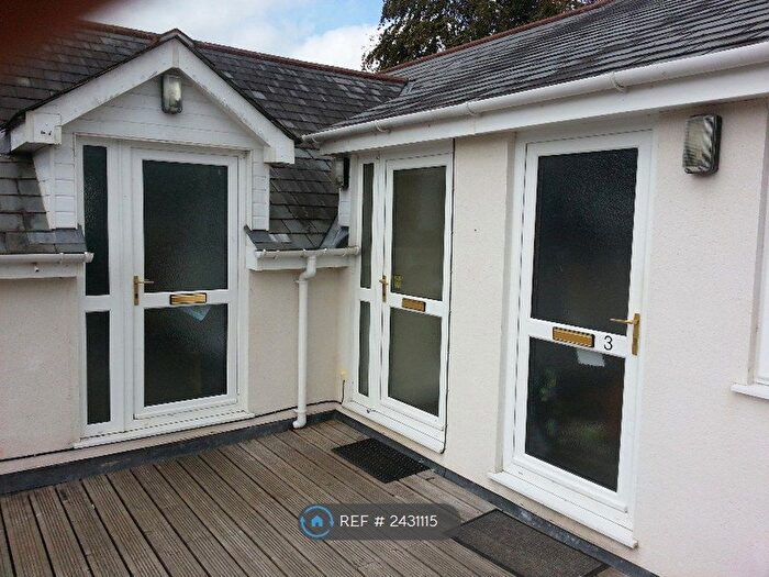 1 Bedroom Flat To Rent In Bridge Court, Hatherleigh, EX20
