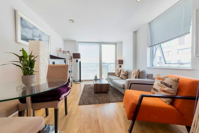 1 Bedroom Flat To Rent In Jubilee Court, Victoria Parade, London, SE10