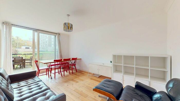 4 Bedroom Flat To Rent In Peerless Street, EC1V