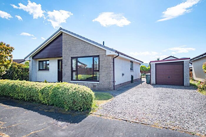 3 Bedroom Detached Bungalow For Sale In Tummel Place, Comrie, Comrie, PH6