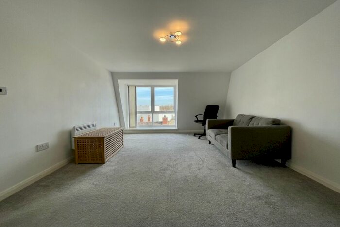 1 Bedroom Flat To Rent In Warwick Road, Kenilworth, CV8