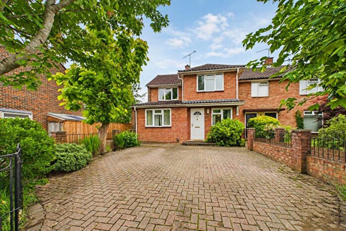 3 Bedroom End Of Terrace House For Sale In Longwater Road, Bracknell, Berkshire, RG12