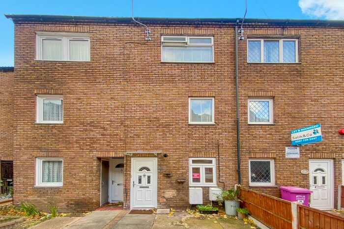 4 Bedroom Terraced House To Rent In Swanfield Street, Shoreditch, E2