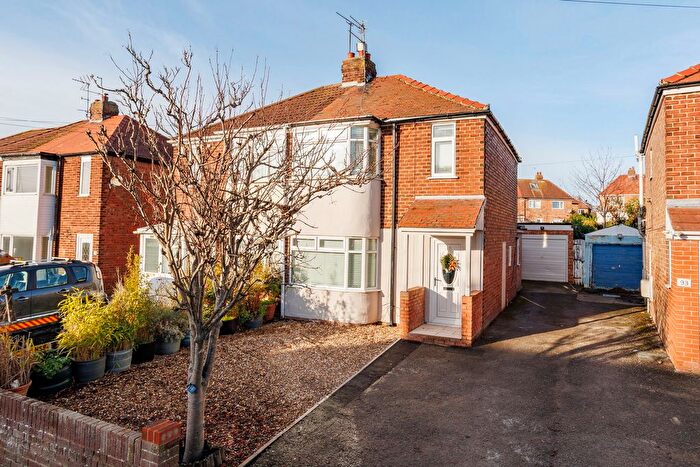 3 Bedroom Semi-Detached House For Sale In Sewerby Road, Bridlington, YO16