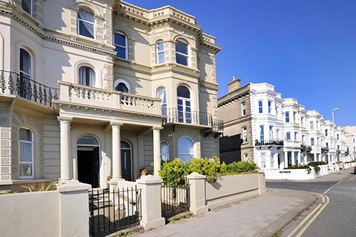 2 Bedroom Apartment To Rent In Marine Parade, Worthing, BN11