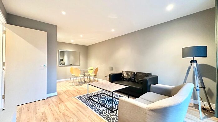 2 Bedroom Flat To Rent In Westgate Apartments, Western Gateway, London, E16