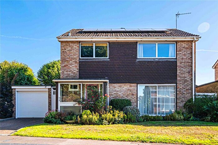 4 Bedroom Detached House For Sale In The Crofts, Hemel Hempstead, Hertfordshire, HP3
