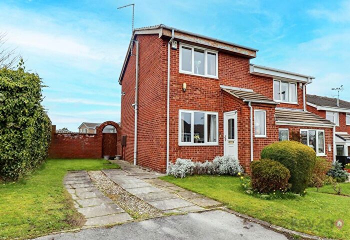 2 Bedroom Semi Detached House For Sale In Ralston Croft, Halfway, Sheffield, S20
