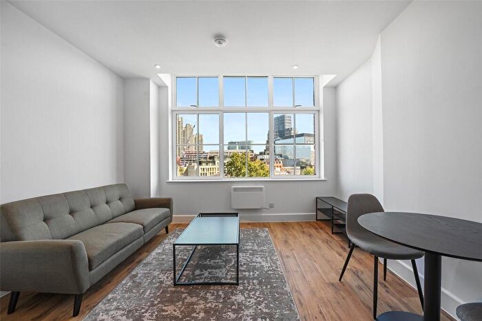 1 Bedroom Apartment To Rent In West Smithfield, London, EC1A