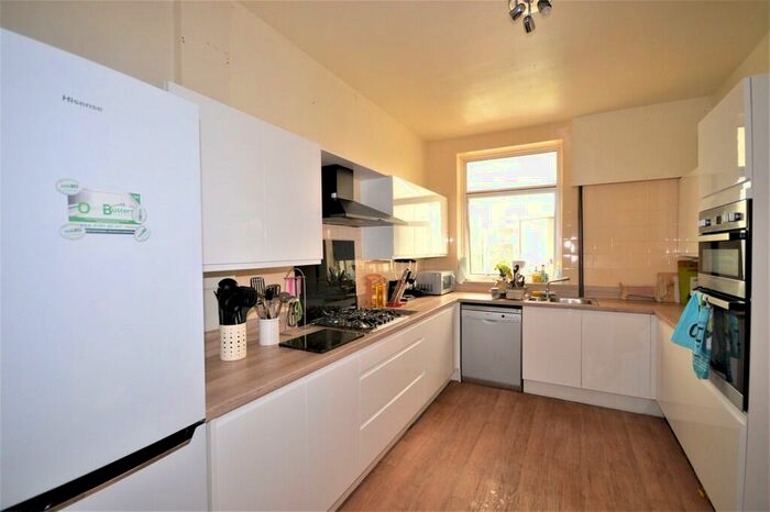 4 Bedroom Detached House To Rent In Heathwood Road, Winton, Bournemouth, BH9