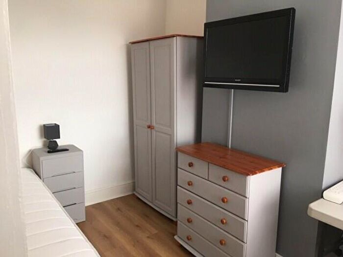 5 Bedroom Terraced House To Rent In Whitby Avenue, Fallowfield, Manchester, M14