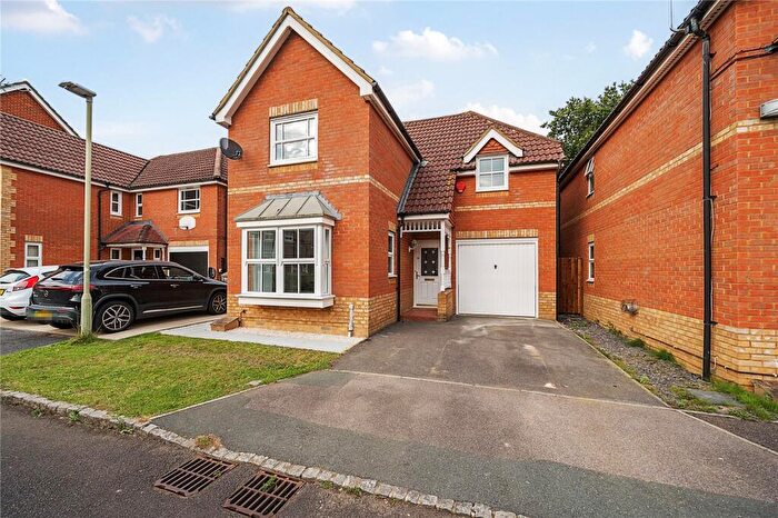 3 Bedroom Detached House To Rent In Milam Close, Arborfield, Reading, Berkshire, RG2