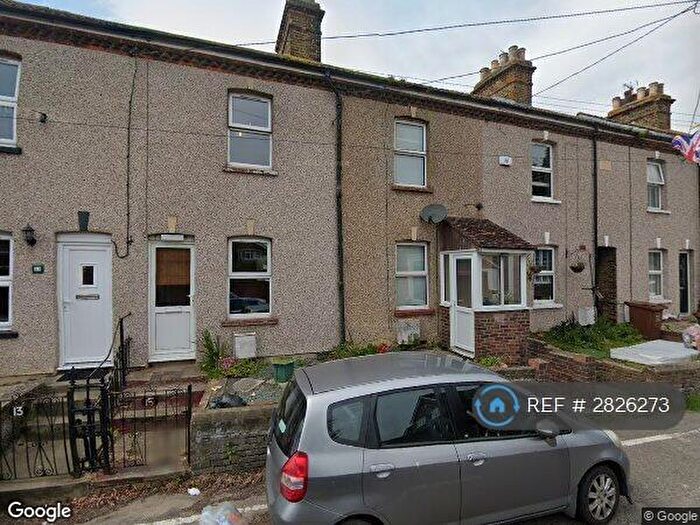 3 Bedroom Terraced House To Rent In Church St, Rochester, ME3