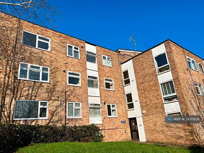 1 Bedroom Flat To Rent In Hilltop Road, Berkhamsted, HP4