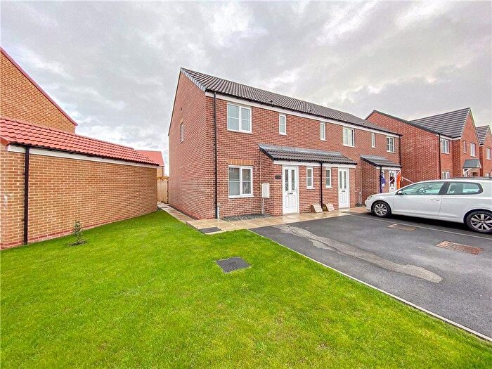 3 Bedroom Semi Detached House To Rent In Lindum Way, Ingleby Barwick, TS17