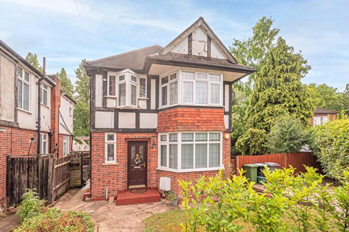 1 Bedroom Flat For Sale In Wells Drive, Kingsbury, London, NW9