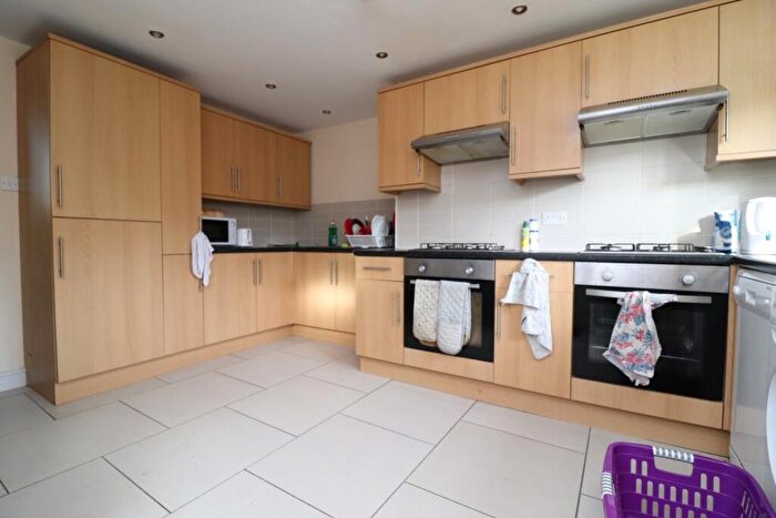 8 Bedroom Terraced House To Rent In Harriet Street, Cathays, CF24