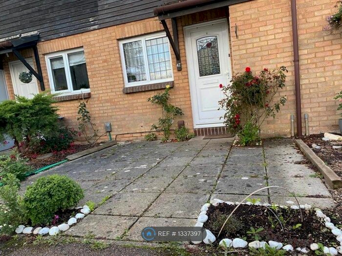 2 Bedroom Terraced House To Rent In Ramblers Way, Welwyn Garden City, AL7