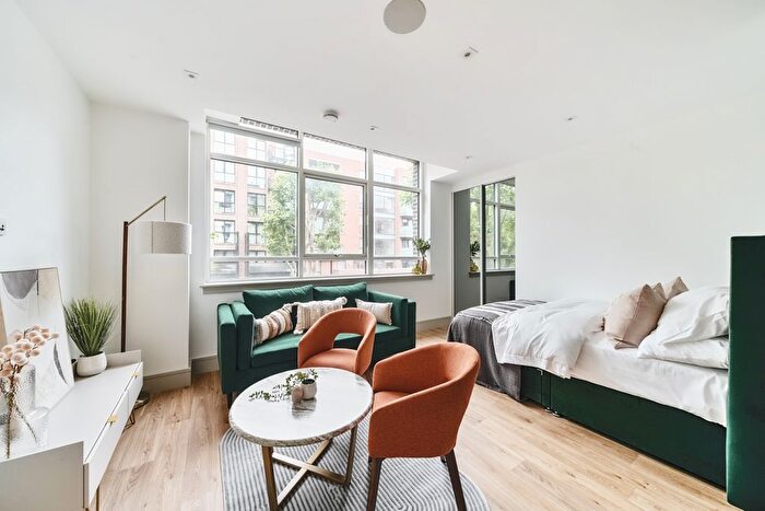 1 Bedroom Flat To Rent In Lawrence Road, London, N15