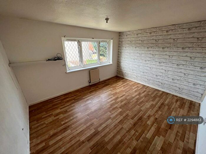 5 Bedroom Terraced House To Rent In Oakington Garth, Bransholme, Hull, HU7